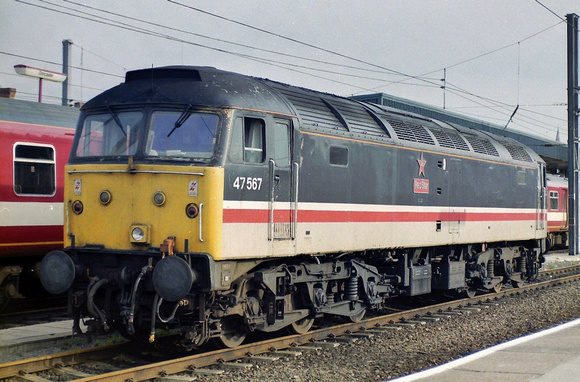 47567 in Intercity Mainline livery at Doncaster Railway Station.