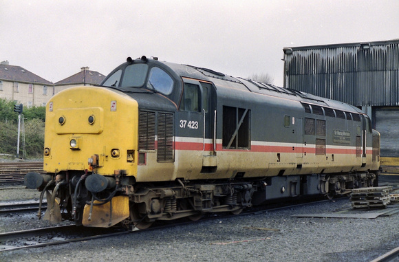 37423 in Intercity Mainline livery at Eastfields Depot.