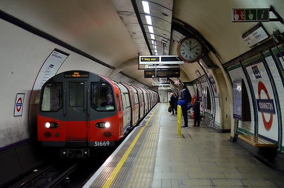 Now on the Northern Line, 51669 arrives with a service to Morden.