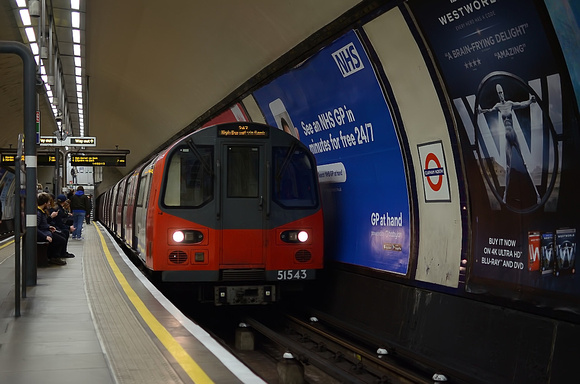 Moving on from Stockwell, to Clapham North as 51543 arrives on a Northern Line service to High Barnet.